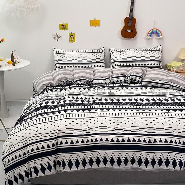 bed linen set black and white color duvet cover sets bohemia style sheet striped single//king size bedding kit
bed linen set black and white color duvet cover sets bohemia style sheet striped single//king size bedding kit