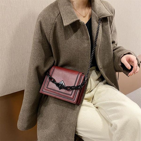 shoulder bags 2021 female handbag fashion retro bag pu leather solid chain small flap women messenger crossbodybag
shoulder bags 2021 female handbag fashion retro bag pu leather solid chain small flap women messenger crossbodybag