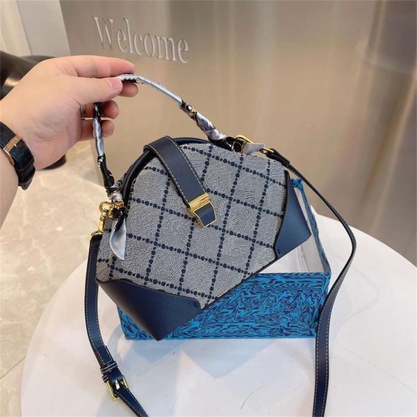 women's diagonal bag designer shoulder bags fashion scarf letter printed handbag luxury lady purse cross body with box
women's diagonal bag designer shoulder bags fashion scarf letter printed handbag luxury lady purse cross body with box