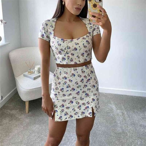 sweet women square collar double breasted blouse summer fashion ladies cute shirt female linen flower printted 210515, White
sweet women square collar double breasted blouse summer fashion ladies cute shirt female linen flower printted 210515, White