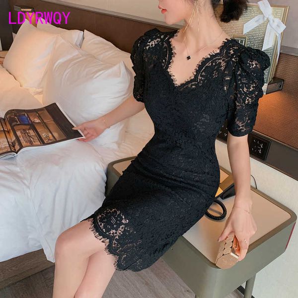 korean style women's temperament v-neck lace bubble short-sleeved dress office lady polyester 210603, Black;gray
korean style women's temperament v-neck lace bubble short-sleeved dress office lady polyester 210603, Black;gray