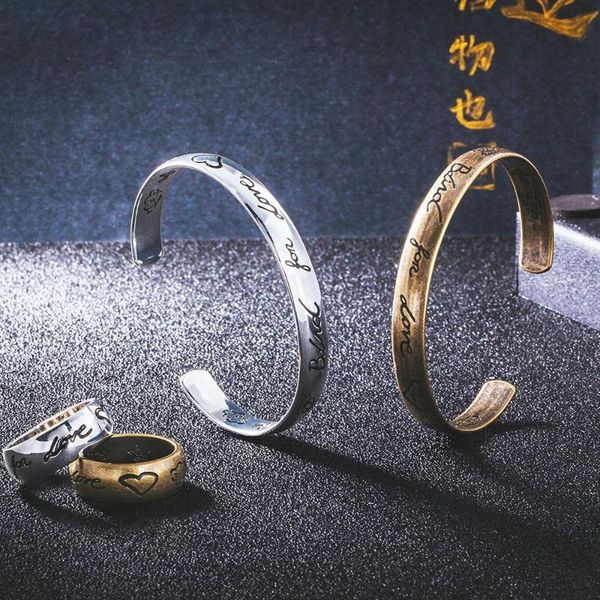 bangle 2021 european and american tide brand couple bracelets love eyes flower bird letter pattern hip hop titanium steel open, Black
bangle 2021 european and american tide brand couple bracelets love eyes flower bird letter pattern hip hop titanium steel open, Black