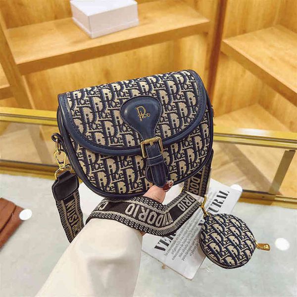 84% off shop factory fashion fashion single shoulder bag new trend personalized saddle bag foreign oblique cross bag female
84% off shop factory fashion fashion single shoulder bag new trend personalized saddle bag foreign oblique cross bag female