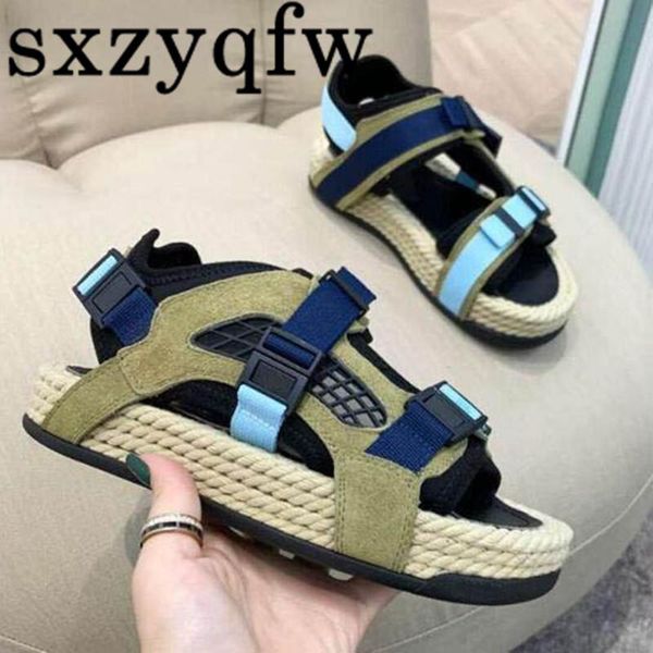 sandals high-quality beach women weave sole flat summer shoes casual buckle style letter platform slides couple 35-44, Black
sandals high-quality beach women weave sole flat summer shoes casual buckle style letter platform slides couple 35-44, Black