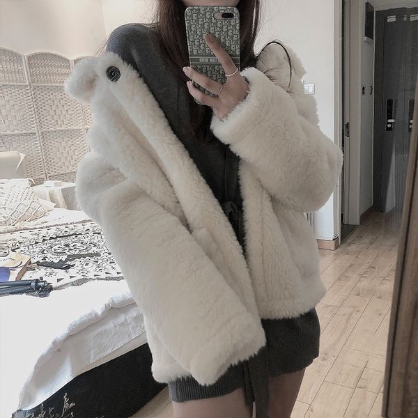 lamb wool coat womens winter fur one 2021 new korean loose short lamb cashmere autumn winter versatile top, Tan;black
lamb wool coat womens winter fur one 2021 new korean loose short lamb cashmere autumn winter versatile top, Tan;black