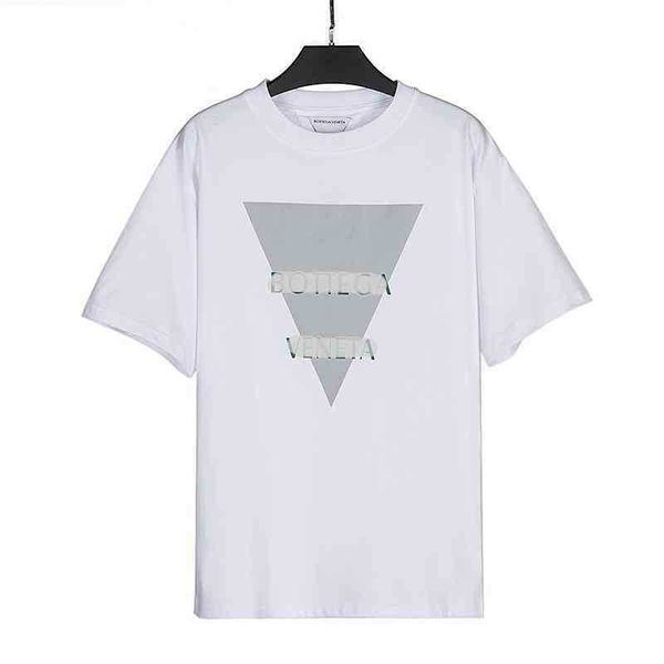 2022 hip hop bv new triangle stamping botteg venet t-shirt letter printing short sleeved for men and women loose style, White;black
2022 hip hop bv new triangle stamping botteg venet t-shirt letter printing short sleeved for men and women loose style, White;black