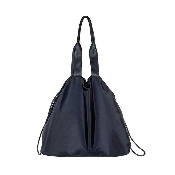 evening bags the trend of casual hand carry fashion draw rope fold single shoulder large capacity nylon woman bag
evening bags the trend of casual hand carry fashion draw rope fold single shoulder large capacity nylon woman bag