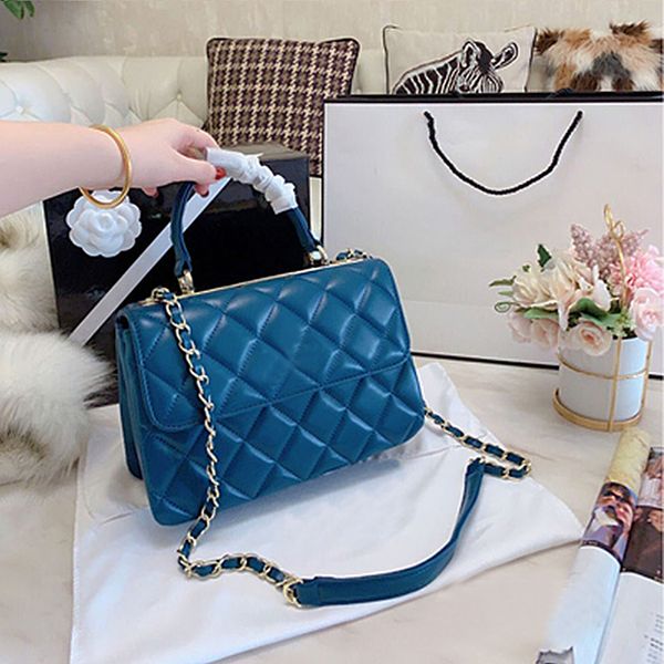 genuine leather women new chain shoulder luxurys designers diamond lattice classic fashion handbag ladies diagonal bag, Red;black
genuine leather women new chain shoulder luxurys designers diamond lattice classic fashion handbag ladies diagonal bag, Red;black