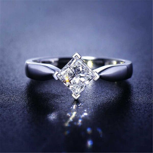 wedding rings luxury princess cut white promise ring silver color rose gold party jewelry, Slivery;golden
wedding rings luxury princess cut white promise ring silver color rose gold party jewelry, Slivery;golden