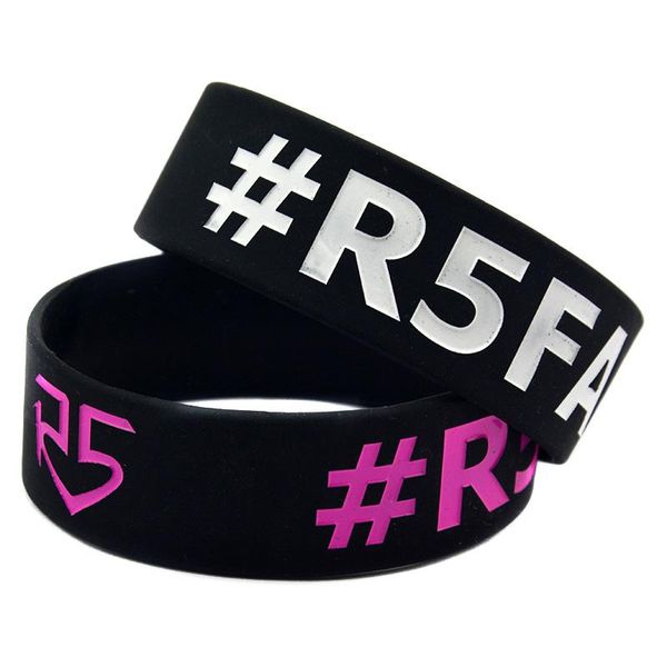 charm bracelets 1pc r5 family silicone bracelet for music concert one inch wide, Golden;silver
charm bracelets 1pc r5 family silicone bracelet for music concert one inch wide, Golden;silver