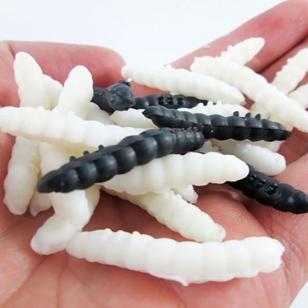creative trick 3cm soft plastic imitation maggots, white and black worms trick toys can be used as fishing bait
creative trick 3cm soft plastic imitation maggots, white and black worms trick toys can be used as fishing bait
