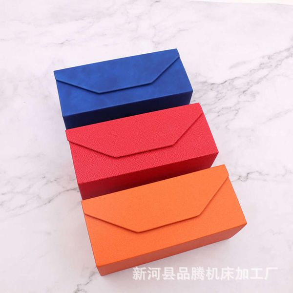 the glasses portable can be folded into and sunglasses box, Silver 
the glasses portable can be folded into and sunglasses box, Silver