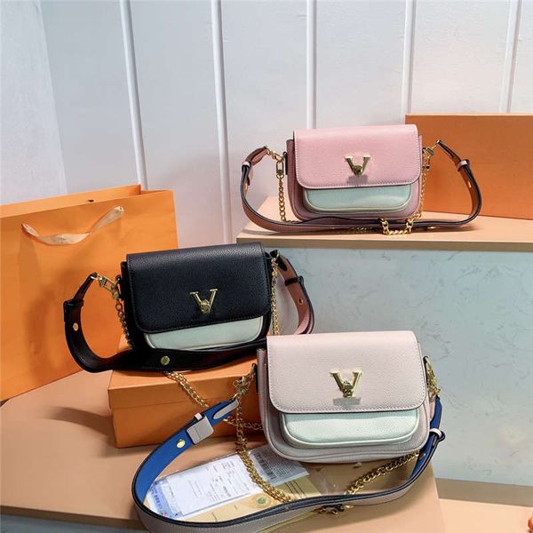 designer bags men women crossbody bag letter hasp contrast color casual style wide strap shoulder bags high quality
designer bags men women crossbody bag letter hasp contrast color casual style wide strap shoulder bags high quality