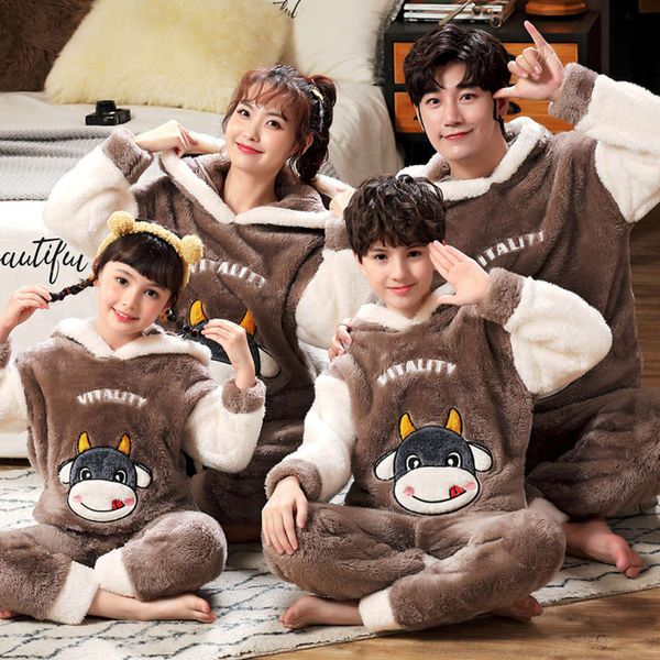 family winter old couple child pyjamas set children flanelling hoodie long mouwen animal panda homewear, Black;brown
family winter old couple child pyjamas set children flanelling hoodie long mouwen animal panda homewear, Black;brown