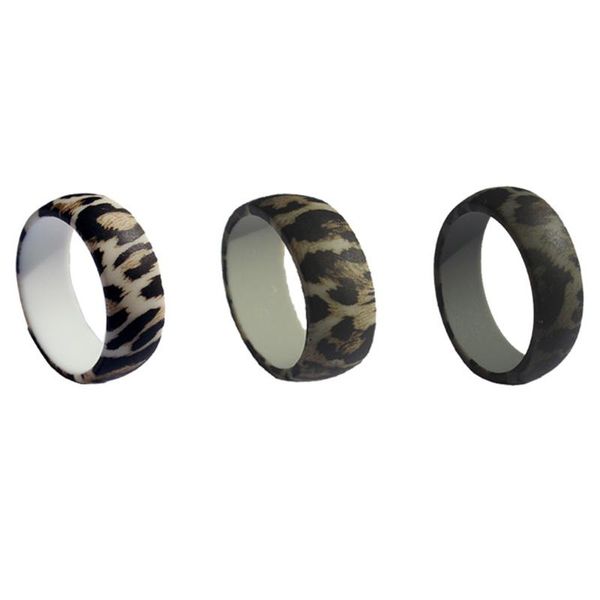 wedding rings silicone for women, 3 packs leopard pattern couples bands, rubber 8.7mm width, 2.5mm thick, Slivery;golden
wedding rings silicone for women, 3 packs leopard pattern couples bands, rubber 8.7mm width, 2.5mm thick, Slivery;golden