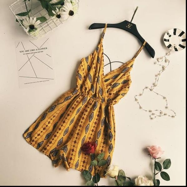 summer seaside vacation v neck womens jumpsuit cross belt backless chiffon bodysuit women fashion print beach clothes, Black;white
summer seaside vacation v neck womens jumpsuit cross belt backless chiffon bodysuit women fashion print beach clothes, Black;white