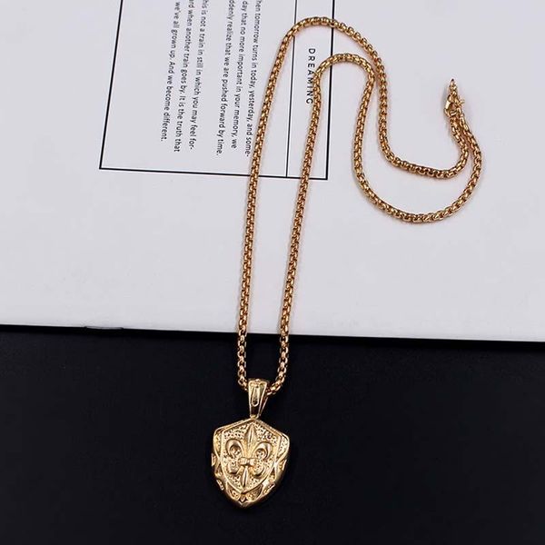 pendant necklaces men shield in silverly stainless steel be strong and courageous bible verse christian jewelry xlct034, Silver
pendant necklaces men shield in silverly stainless steel be strong and courageous bible verse christian jewelry xlct034, Silver