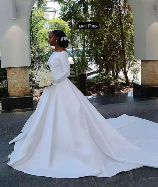 elegant satin ball gown wedding dresses 2021 ivory long sleeves off shoulder boho bridal gowns custom made, White
elegant satin ball gown wedding dresses 2021 ivory long sleeves off shoulder boho bridal gowns custom made, White