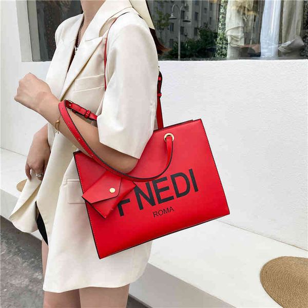 new net red lin shanshan tote large capacity handbag one shoulder messenger bag
new net red lin shanshan tote large capacity handbag one shoulder messenger bag