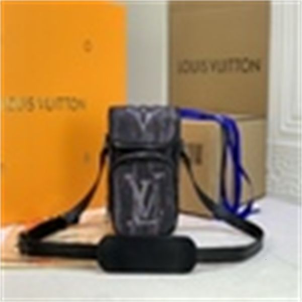 45650 canvas men messenger crossbody bags shoulder bags business bags pouches 5cmi, Red;black
45650 canvas men messenger crossbody bags shoulder bags business bags pouches 5cmi, Red;black
