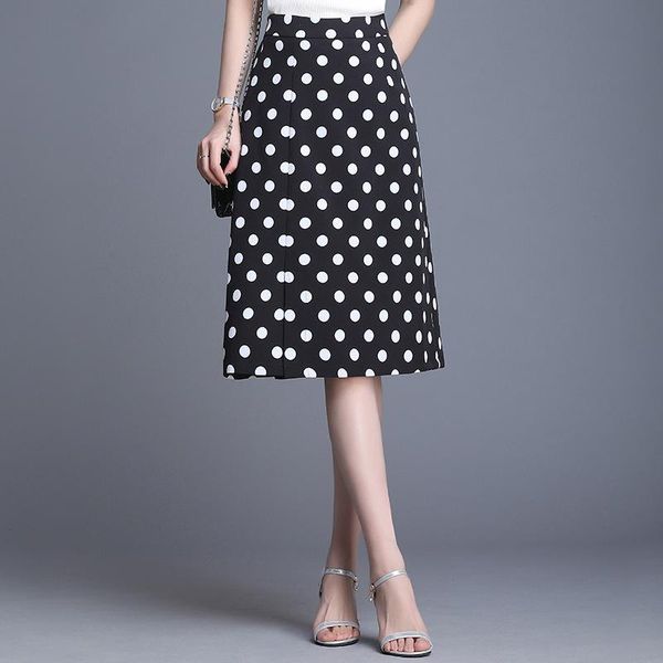 skirts 2021 spring high waist slimming simple polka dot split all-match casual black women a-line long skirt
skirts 2021 spring high waist slimming simple polka dot split all-match casual black women a-line long skirt