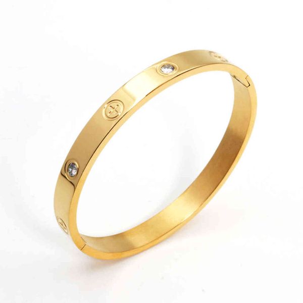 new design zircon and cross nut nail bracelets & bangles for women stainless steel screw luxury brand jewelry, Golden;silver
new design zircon and cross nut nail bracelets & bangles for women stainless steel screw luxury brand jewelry, Golden;silver