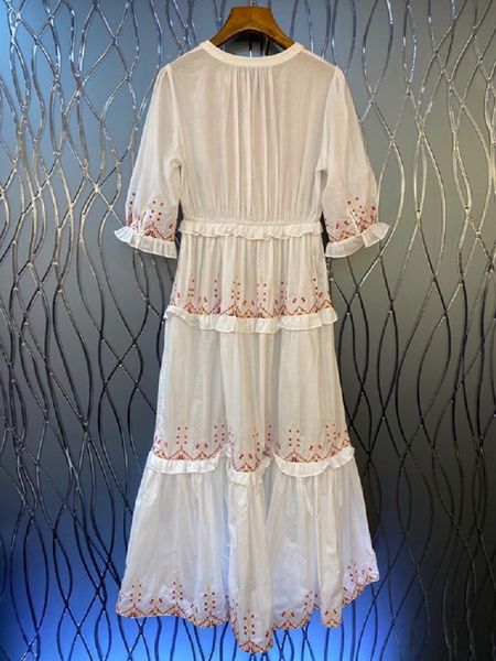 capris cotton 2021 summer style women o-neck vintage embroidery half sleeve mid-calf length casual white black, Black;gray
capris cotton 2021 summer style women o-neck vintage embroidery half sleeve mid-calf length casual white black, Black;gray