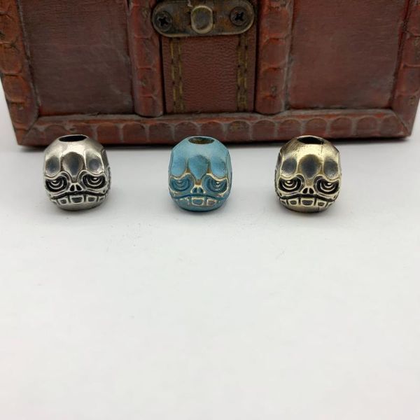 ah dai hand-casted knife beads rope pendant brass skull paracord key rings accessories outdoor gadgets
ah dai hand-casted knife beads rope pendant brass skull paracord key rings accessories outdoor gadgets