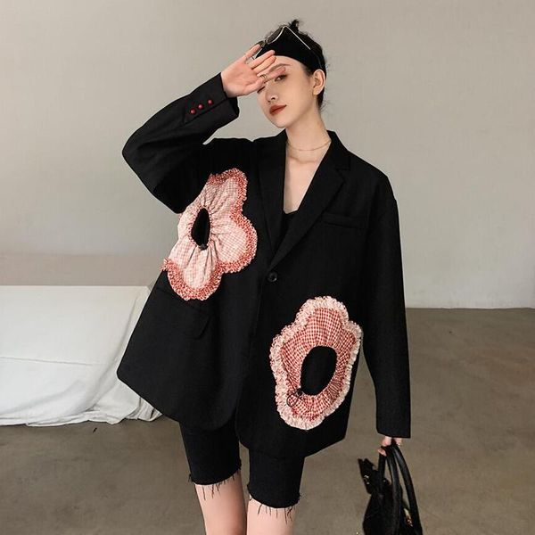 women's spring jackets 2021 female harajuku style plaid flower appliques plus size loose-fit black blazer with pocket suits & blazers, White;black
women's spring jackets 2021 female harajuku style plaid flower appliques plus size loose-fit black blazer with pocket suits & blazers, White;black