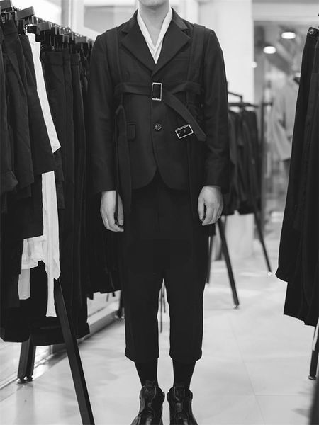 men's suits & blazers spring suit casual style fashion trend personality lapel single breasted straps design large size jacket, White;black
men's suits & blazers spring suit casual style fashion trend personality lapel single breasted straps design large size jacket, White;black