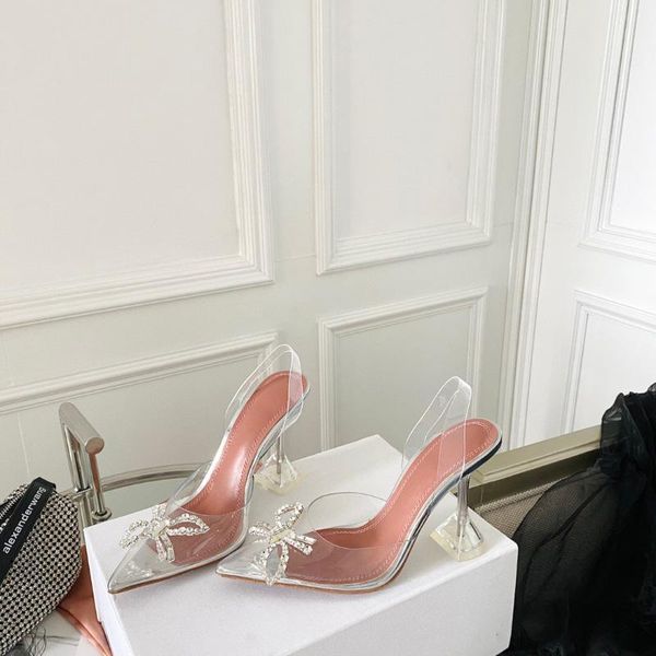 amina muaddi begum rosie bowie crystal-embellished pvc pumps shoes spool heels sandals women heel luxurys designers dress shoe evening s rzj, Black
amina muaddi begum rosie bowie crystal-embellished pvc pumps shoes spool heels sandals women heel luxurys designers dress shoe evening s rzj, Black