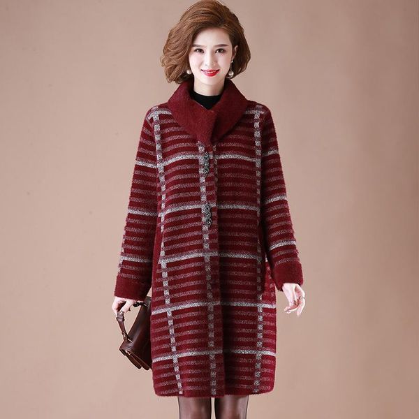 women's wool & blends mink velvet coat middle-aged female autumn winter clothing large size 4xl thickened women warm striped woolen coa, Black
women's wool & blends mink velvet coat middle-aged female autumn winter clothing large size 4xl thickened women warm striped woolen coa, Black