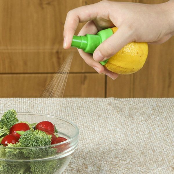 house lemon juice sprayer citrus spray hand fruit orange enthusiasm mini squeezer kitchen accessories lemon squeezer kitchen tools 
house lemon juice sprayer citrus spray hand fruit orange enthusiasm mini squeezer kitchen accessories lemon squeezer kitchen tools