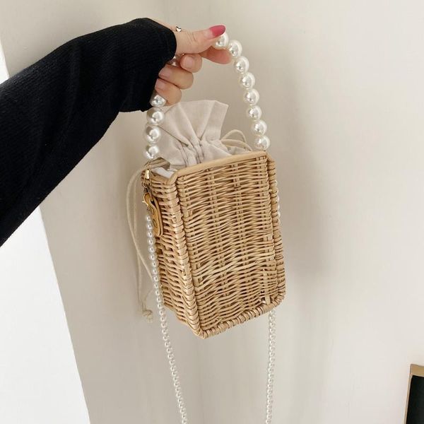 evening bags women rattan pearl shoulder messenger bag retro woven vacation small phone summer handbags
evening bags women rattan pearl shoulder messenger bag retro woven vacation small phone summer handbags
