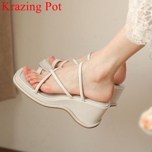 sandals krazing pot big size 42 cow leather wedges slip on casual summer shoes platform mules office lady vacation women l21, Black
sandals krazing pot big size 42 cow leather wedges slip on casual summer shoes platform mules office lady vacation women l21, Black