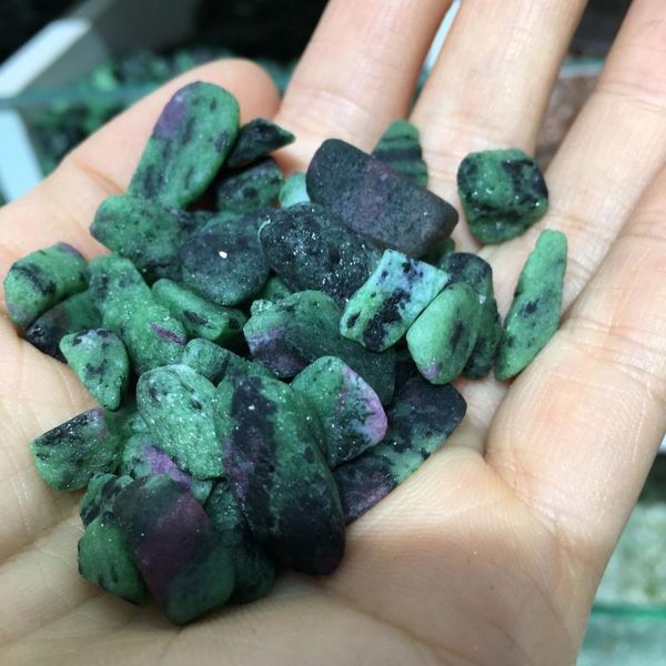 decorative objects & figurines 100g red and green treasure stones natural quartz crystals tumbled gemstones mineral garden reiki healing dec
decorative objects & figurines 100g red and green treasure stones natural quartz crystals tumbled gemstones mineral garden reiki healing dec