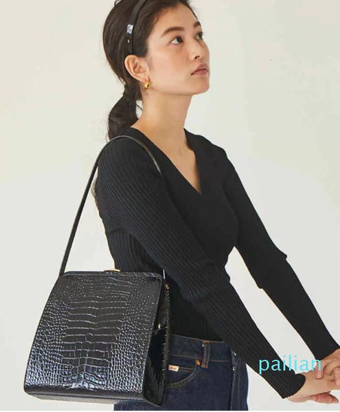 bag women 2021 new fashion korean women's bag urbanic30 minority clip leather commuter shoulder
bag women 2021 new fashion korean women's bag urbanic30 minority clip leather commuter shoulder