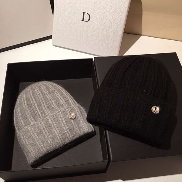 hat net red rabbit hair wool female autumn and winter stall leisure versatile cold proof warm knit, Blue;gray
hat net red rabbit hair wool female autumn and winter stall leisure versatile cold proof warm knit, Blue;gray