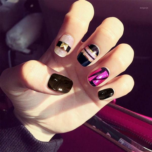 24pcs false acrylic finger full nail tips for women fashion manicure black rose red splicing color printing fake patch1, Red;gold
24pcs false acrylic finger full nail tips for women fashion manicure black rose red splicing color printing fake patch1, Red;gold