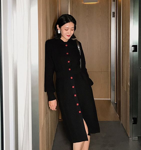 autumn winter women bowknot neck sashes knit long lantern sleeve solid female casual single breasted thicken knit dresses 210514, Black;gray
autumn winter women bowknot neck sashes knit long lantern sleeve solid female casual single breasted thicken knit dresses 210514, Black;gray