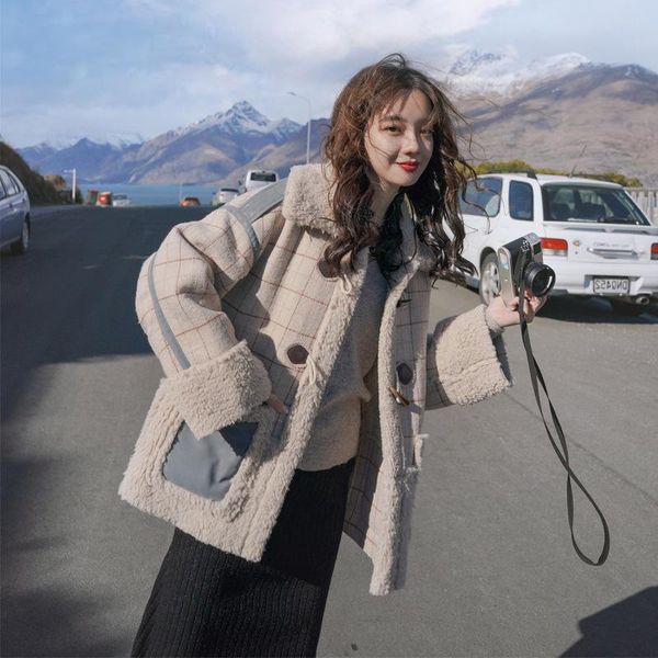women's wool & blends lamb fur coat short korean version ins retro hong kong flavor ox horn button integrated cotton garment thick jack, Black
women's wool & blends lamb fur coat short korean version ins retro hong kong flavor ox horn button integrated cotton garment thick jack, Black