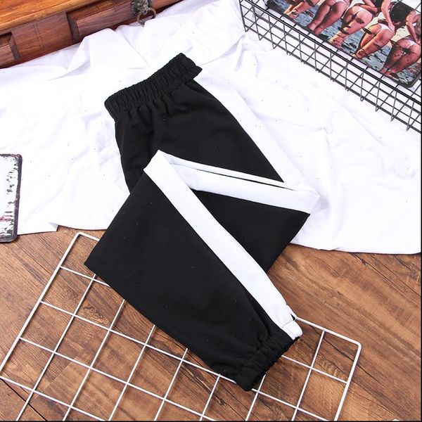 plus size women capri autumn sport cargo pants white stripe middle waist streetwear cool girl harajuku hip hop, Black;white
plus size women capri autumn sport cargo pants white stripe middle waist streetwear cool girl harajuku hip hop, Black;white