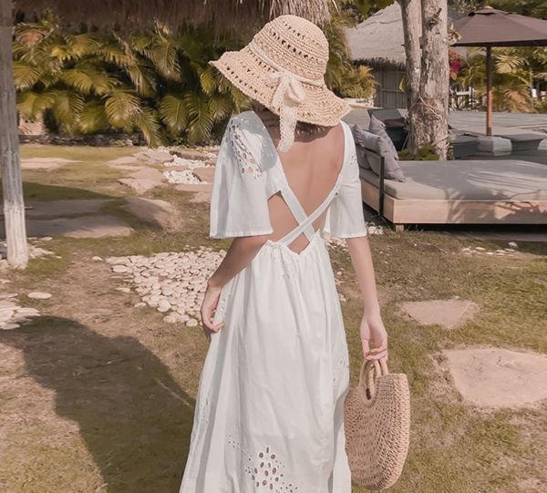 high-end runway dress women summer square collar elegant flare sleeve white hollow out maxi beach party long dress 210514, Black;gray
high-end runway dress women summer square collar elegant flare sleeve white hollow out maxi beach party long dress 210514, Black;gray