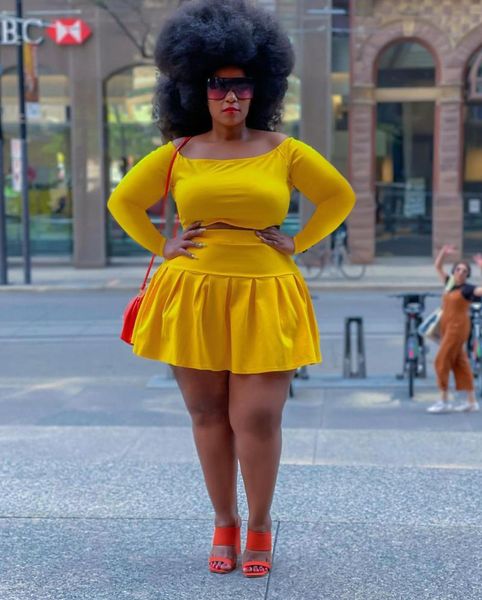 plus size tracksuits women clothing pleated skirts sets sweet casual long sleeve two piece set crop and mini skirt wholesale items, Black
plus size tracksuits women clothing pleated skirts sets sweet casual long sleeve two piece set crop and mini skirt wholesale items, Black