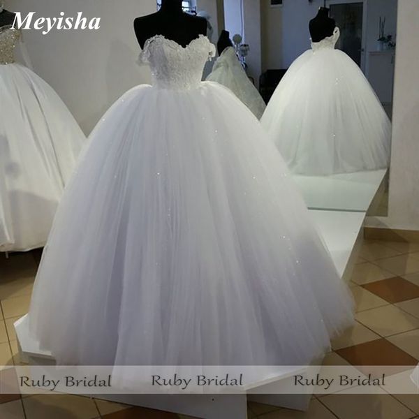 zj9229 2021 ruby princess ball wedding dress bridal gown off shoulder white tulle appliques lace-up vestido de novia
zj9229 2021 ruby princess ball wedding dress bridal gown off shoulder white tulle appliques lace-up vestido de novia
