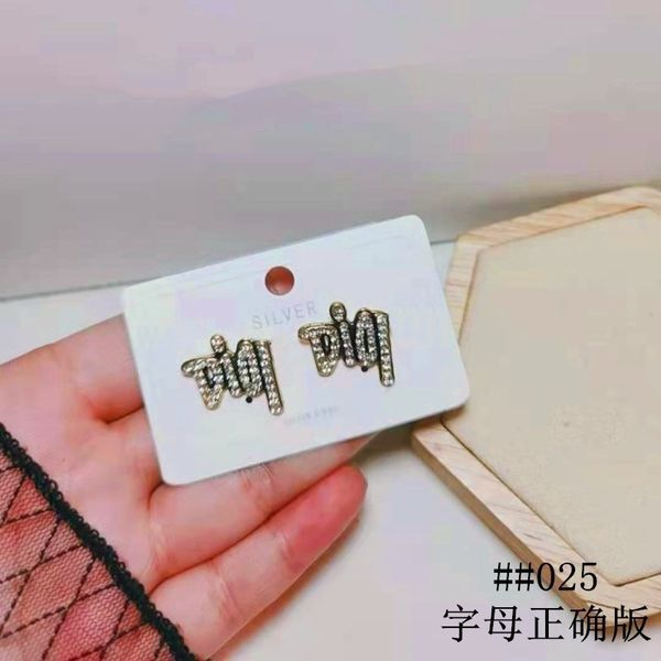 75%off outlet online925 silver needle family letter full old earrings, simple and compact, trendy net red fashion earrings, Golden
75%off outlet online925 silver needle family letter full old earrings, simple and compact, trendy net red fashion earrings, Golden