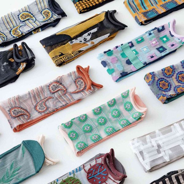 hosiery spring summer socks french art card stocking's right and left feet wet glass cotton bottom middle tube socks, Black;white
hosiery spring summer socks french art card stocking's right and left feet wet glass cotton bottom middle tube socks, Black;white