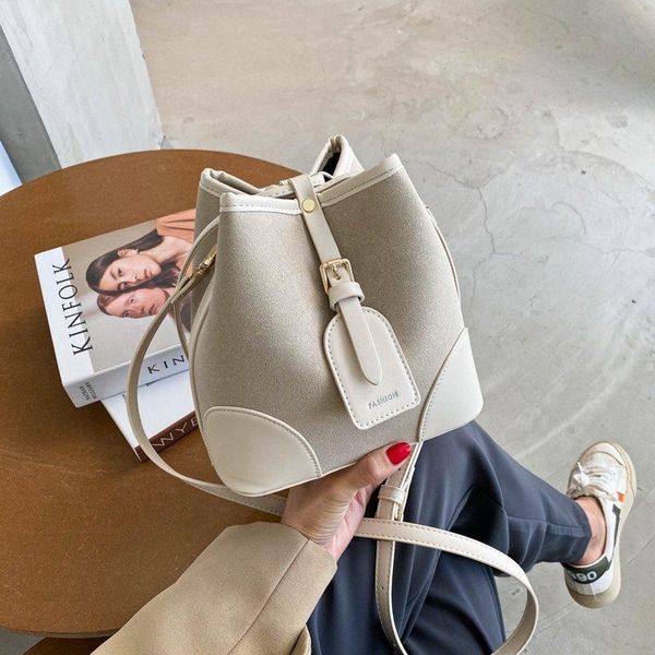 cross body designer bucket bag women handbags female leather messenger bags sac vintage crossbody for shoulder
cross body designer bucket bag women handbags female leather messenger bags sac vintage crossbody for shoulder