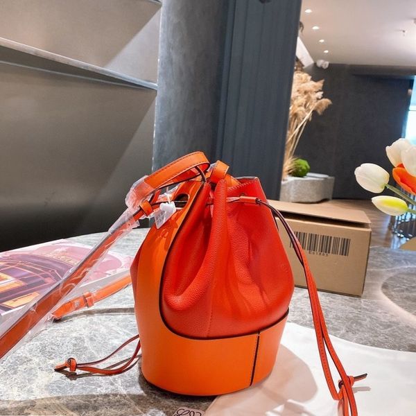 factory idal fashion trend casual versatile drawstring splicing canvas large capacity shoulder [finished on july 21 luxuryss designerss yw
factory idal fashion trend casual versatile drawstring splicing canvas large capacity shoulder [finished on july 21 luxuryss designerss yw