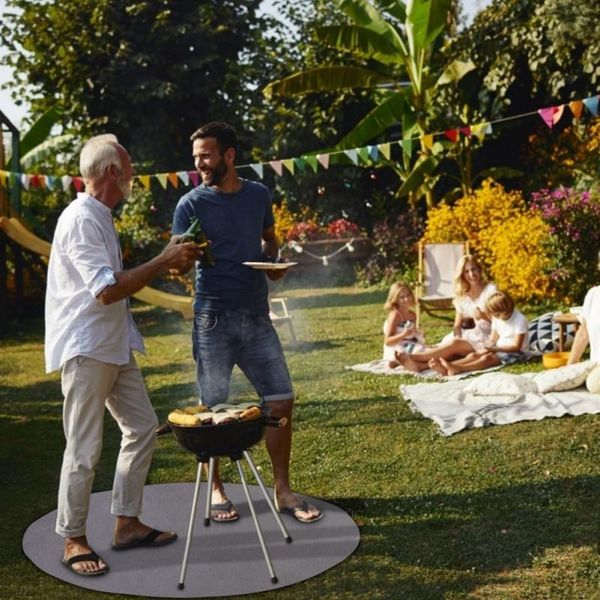 carpets barbecue fire blanket glass fiber insulation mat outdoor camping cloth high temperature anti-scald flame retardant
carpets barbecue fire blanket glass fiber insulation mat outdoor camping cloth high temperature anti-scald flame retardant